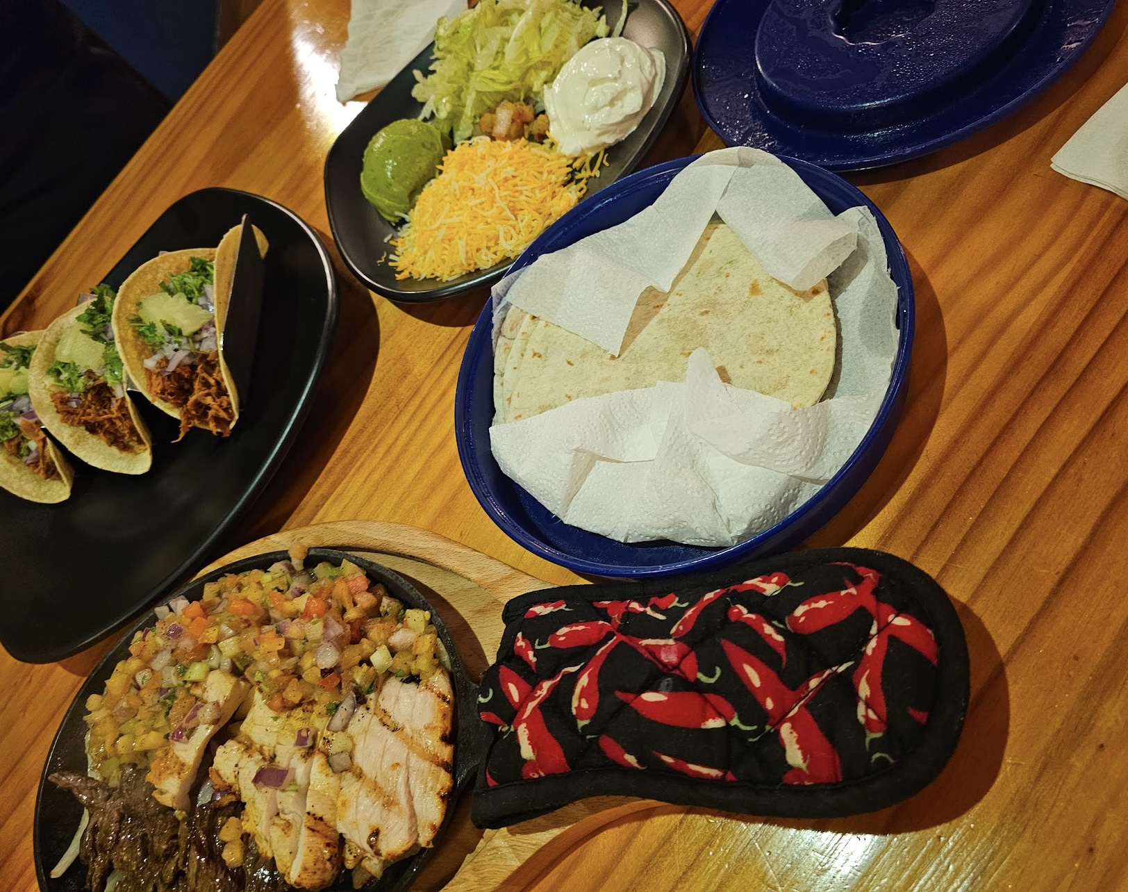 Pika Pika Mexican Restaurant 3